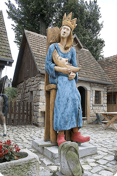 Statuetta in legno -  DRE028