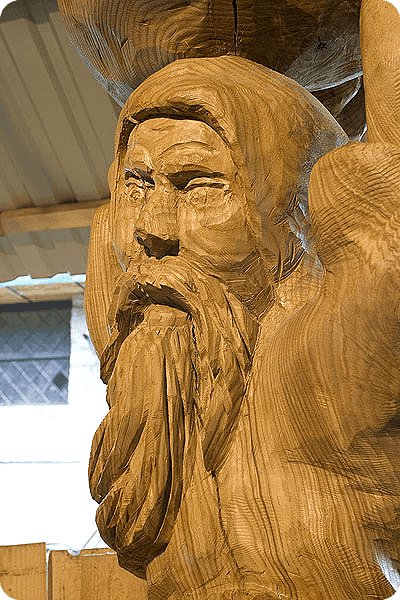 Statuetta in legno -  DRE031